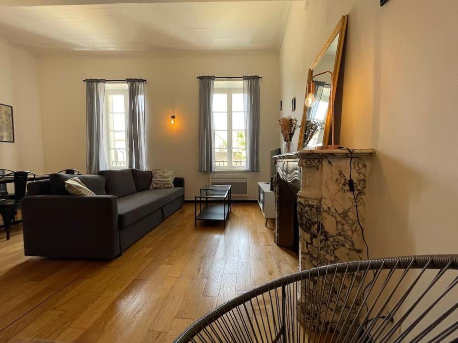 L'Appartement Tomey Avec Parking Carcassonne Eksteriør bilde